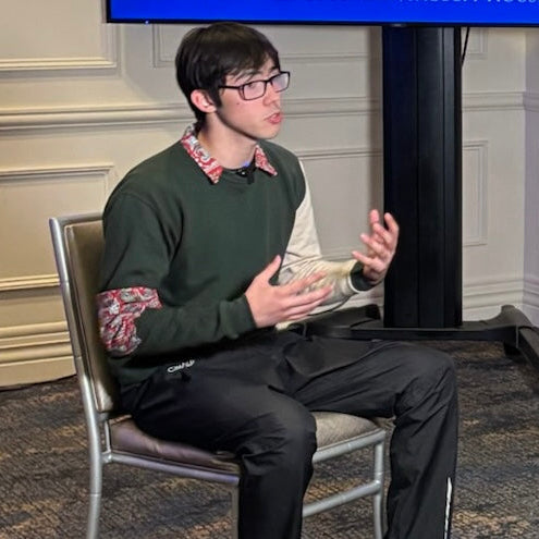 Paliacate neck pull over